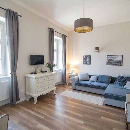 Brody Apartman Eger Exteriör bild